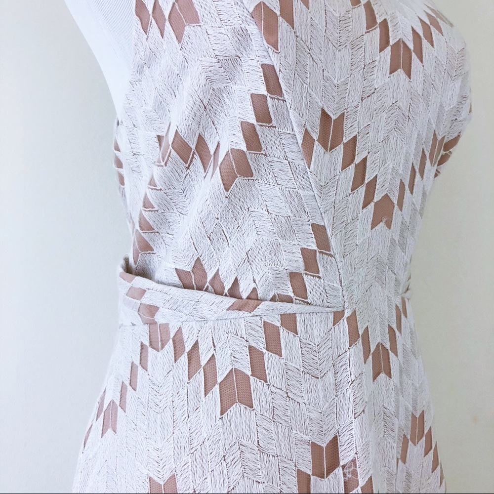 STYLESTALKER Miranda A-line dress in Blanc NWT L - Picture 6 of 8